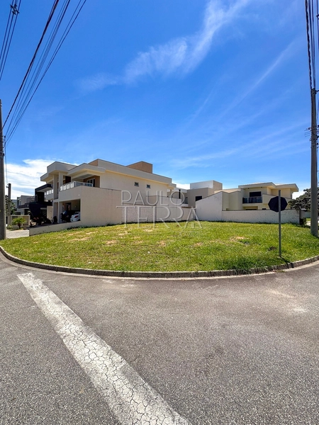 Terreno de esquina à venda no Condomínio Ouroville – 357 m² | Taubaté – SP: 3ª foto da galeria de imagens do imóvel