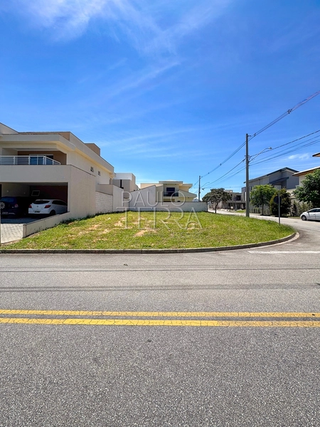 Terreno de esquina à venda no Condomínio Ouroville – 357 m² | Taubaté – SP: 10ª foto da galeria de imagens do imóvel
