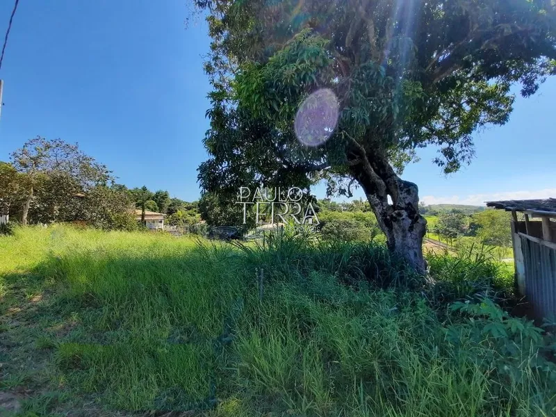 Terreno declive à venda no Condomínio Chácaras Cataguá - Taubaté/SP: 2ª foto da galeria de imagens do imóvel