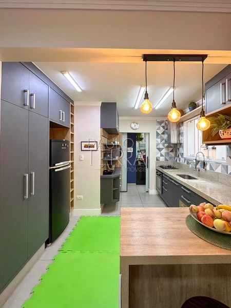 Apartamento Reformado à Venda no Portal das Laranjeiras – 2 Dormitórios, Suíte, Sacada e Vaga Coberta – Taubaté/SP: 4ª foto da galeria de imagens do imóvel