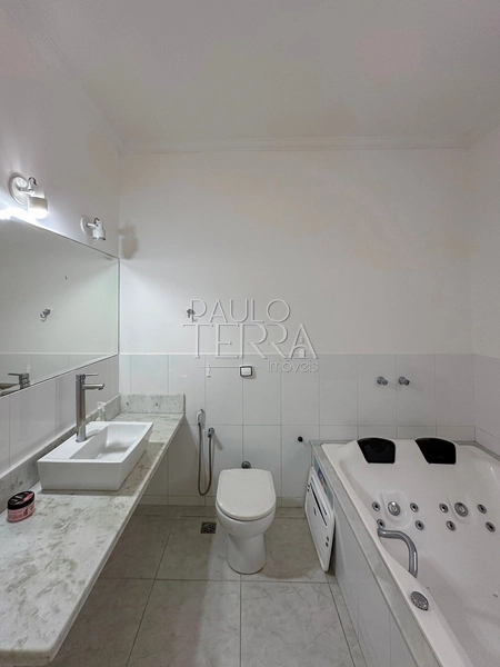 Sobrado à Venda no Condomínio Campos do Conde Louvre em Tremembé | 5 Quartos e 4 Suítes: 52ª foto da galeria de imagens do imóvel