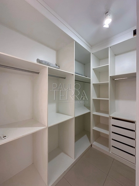 Sobrado à Venda no Condomínio Campos do Conde Louvre em Tremembé | 5 Quartos e 4 Suítes: 47ª foto da galeria de imagens do imóvel