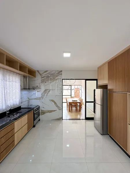 Casa com piscina, 3 quartos, área gourmet e quintal no Condomínio Tecoara, em Taubaté SP: 4ª foto da galeria de imagens do imóvel