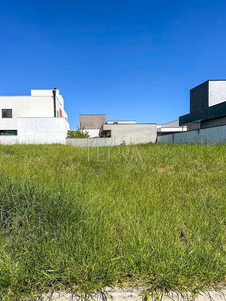 Terreno no Condomínio Ouroville – 300 m² | Taubaté – SP: 1ª foto da galeria de imagens do imóvel