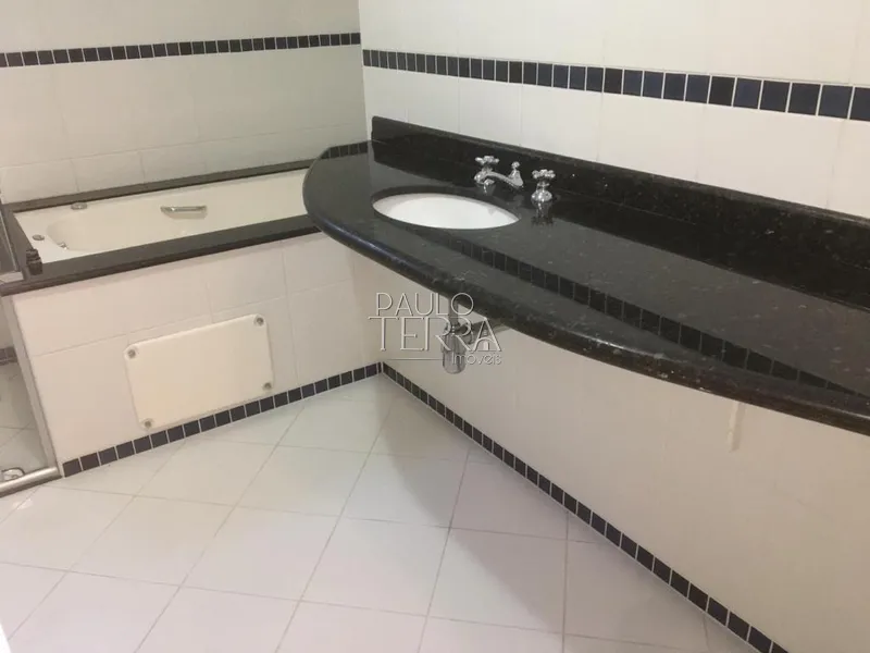 Apartamento 200 m2 com 4 dormitórios e 3 vagas. Condomínio Lumiere: 2ª foto da galeria de imagens do imóvel