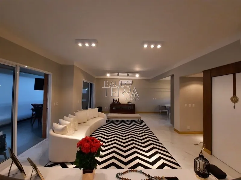Apartamento alto padrão 4 suítes, varanda gourmet e 4 vagas Taubaté SP: 8ª foto da galeria de imagens do imóvel