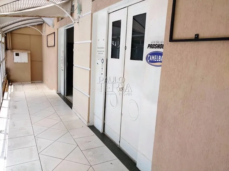 Ponto comercial para alugar - Centro próximo à Praça Santa Terezinha: 11ª foto da galeria de imagens do imóvel