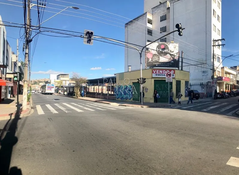 Imovel comercial de esquina bem localizado em Taubaté SP no Centro.: 4ª foto da galeria de imagens do imóvel