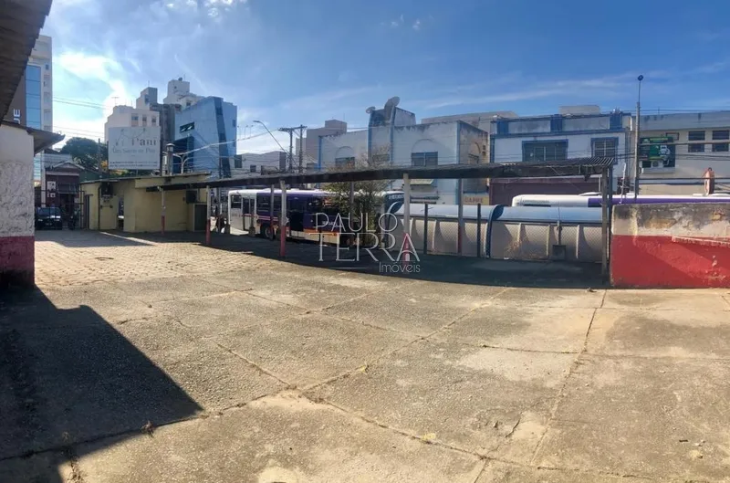 Imovel comercial de esquina bem localizado em Taubaté SP no Centro.: 9ª foto da galeria de imagens do imóvel