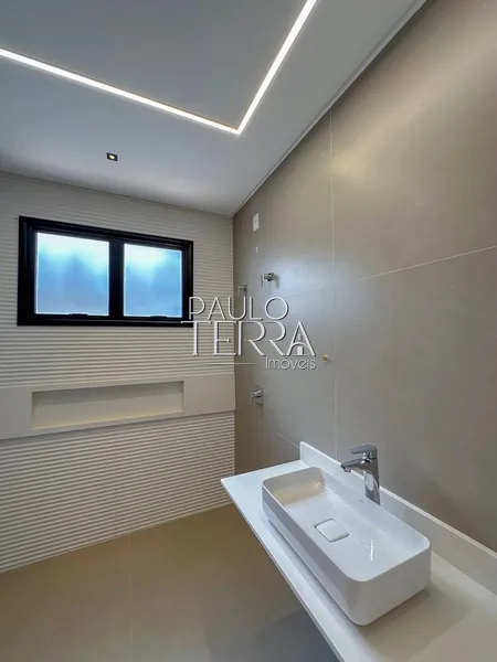 Casa térrea nova e moderna com 3 suítes, cozinha planejada e quintal: 38ª foto da galeria de imagens do imóvel