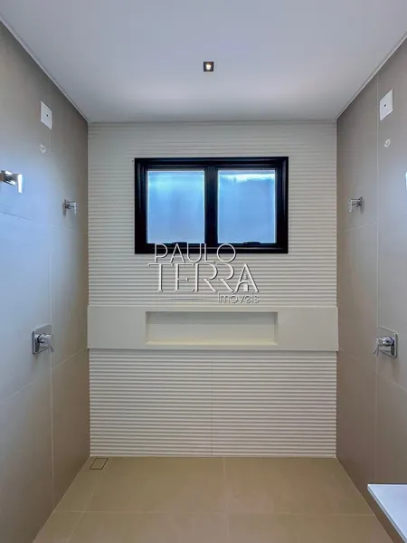 Casa térrea nova e moderna com 3 suítes, cozinha planejada e quintal: 39ª foto da galeria de imagens do imóvel
