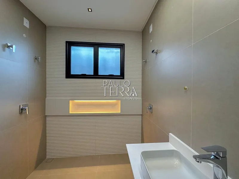 Casa térrea nova e moderna com 3 suítes, cozinha planejada e quintal: 37ª foto da galeria de imagens do imóvel