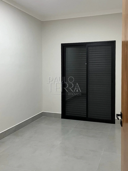 Casa térrea com piscina no Condomínio Pérola do Vale | Energia fotovoltaica, área gourmet e 3 quartos: 67ª foto da galeria de imagens do imóvel