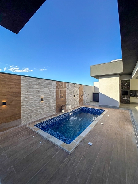 Casa térrea com piscina no Condomínio Pérola do Vale | Energia fotovoltaica, área gourmet e 3 quartos: 3ª foto da galeria de imagens do imóvel