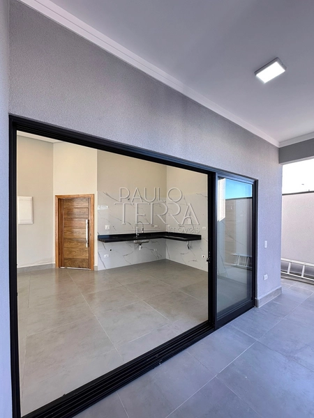 Casa térrea com piscina no Condomínio Pérola do Vale | Energia fotovoltaica, área gourmet e 3 quartos: 20ª foto da galeria de imagens do imóvel