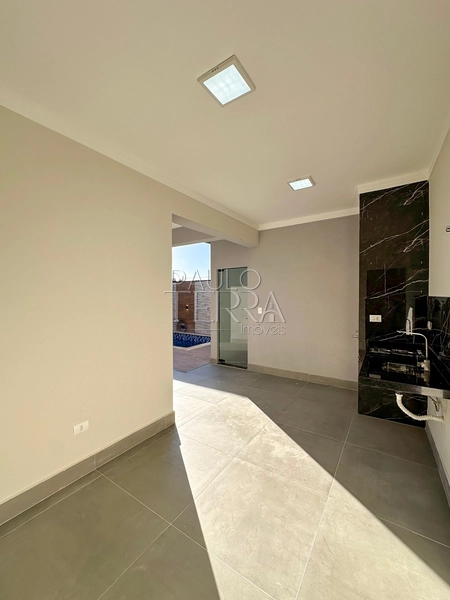 Casa térrea com piscina no Condomínio Pérola do Vale | Energia fotovoltaica, área gourmet e 3 quartos: 14ª foto da galeria de imagens do imóvel