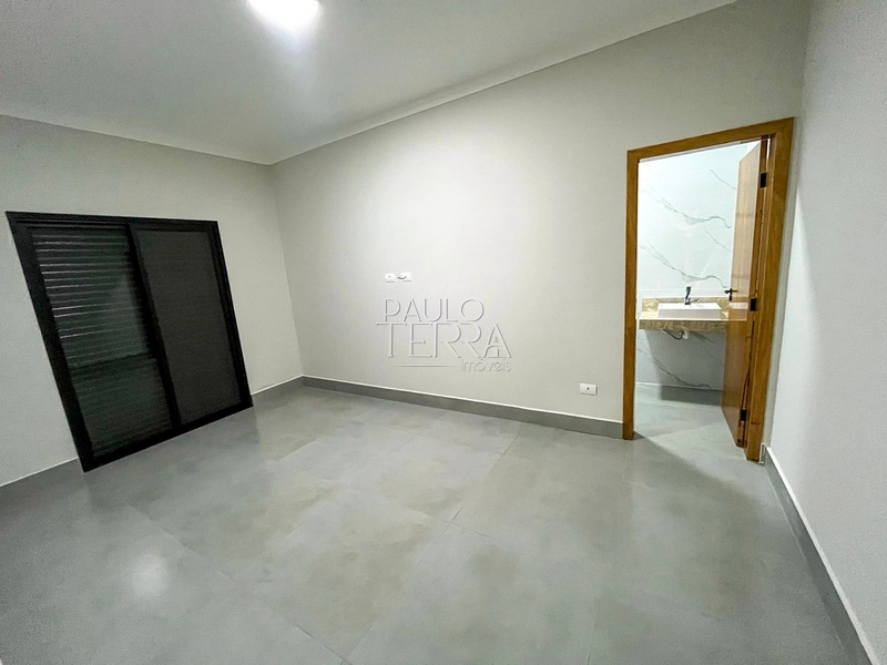 Casa térrea com piscina no Condomínio Pérola do Vale | Energia fotovoltaica, área gourmet e 3 quartos: 71ª foto da galeria de imagens do imóvel