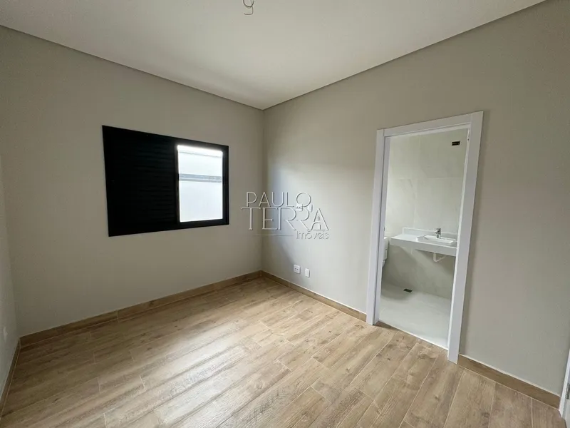 Casa térrea nova com 3 suítes e quintal Condomínio Cyrela - Taubaté SP: 9ª foto da galeria de imagens do imóvel