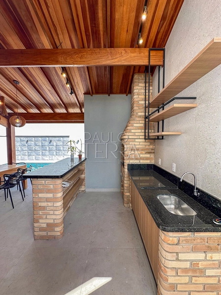Sobrado porteira fechada à venda no Condomínio Tecoara em Taubaté | Mobiliado, Piscina Aquecida, Energia Fotovoltaica e 4 Dormitórios: 40ª foto da galeria de imagens do imóvel