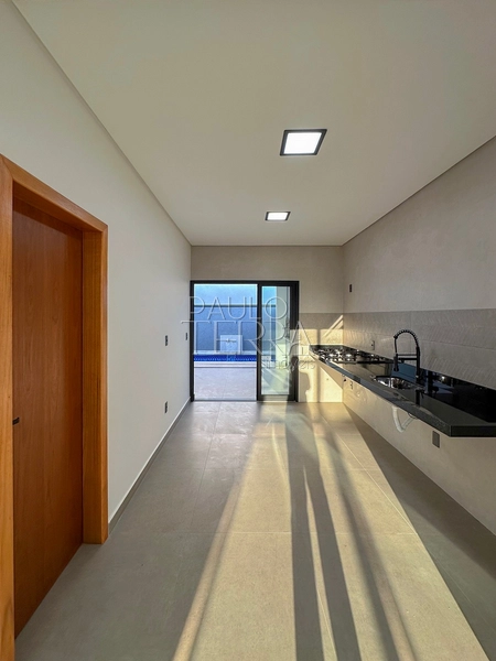 Casa à Venda no Condomínio Pérola do Vale em Tremembé | 3 Dormitórios, Suíte, Piscina e Energia Solar: 13ª foto da galeria de imagens do imóvel