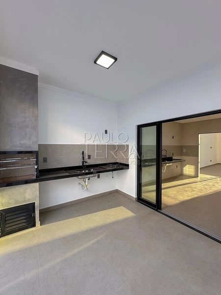 Casa à Venda no Condomínio Pérola do Vale em Tremembé | 3 Dormitórios, Suíte, Piscina e Energia Solar: 29ª foto da galeria de imagens do imóvel