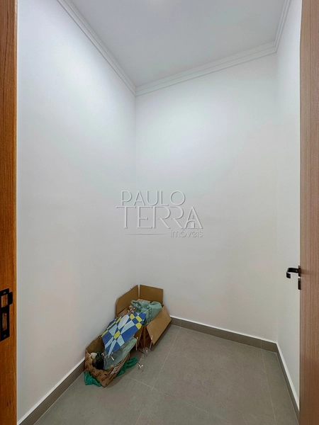 Casa à Venda no Condomínio Pérola do Vale em Tremembé | 3 Dormitórios, Suíte, Piscina e Energia Solar: 12ª foto da galeria de imagens do imóvel