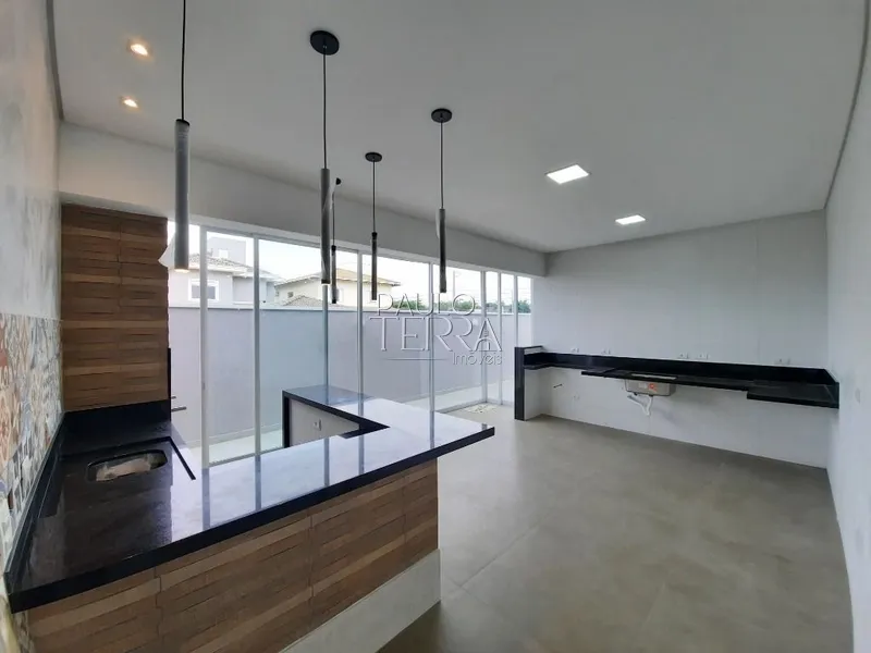 Casa térrea com projeto diferenciado e armários planejados. Condomínio: 11ª foto da galeria de imagens do imóvel