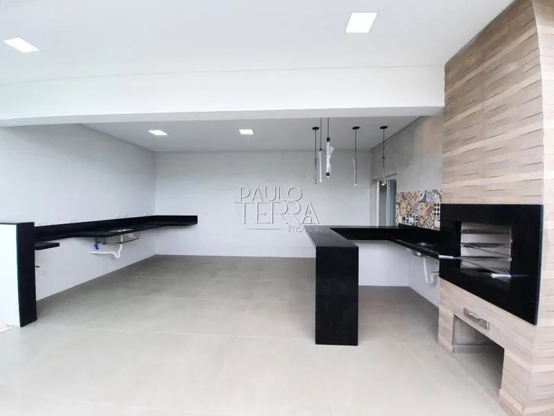 Casa térrea com projeto diferenciado e armários planejados. Condomínio: 8ª foto da galeria de imagens do imóvel