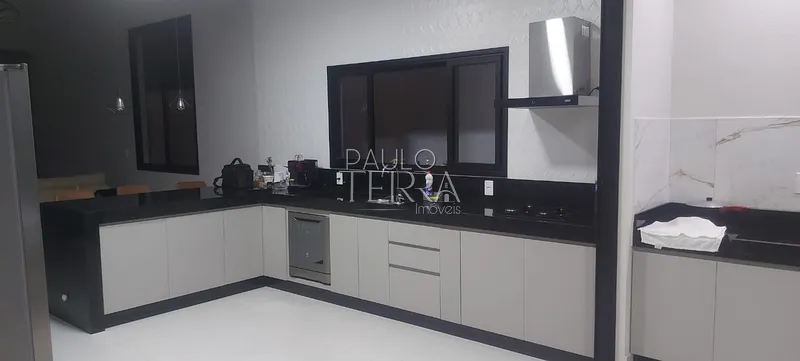 Casa térrea semi mobiliada com armários, piscina, 3 suítes, escritorio: 10ª foto da galeria de imagens do imóvel