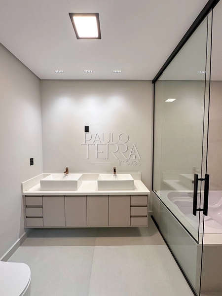 Casa em condomínio fechado à venda em Tremembé | Casa térrea de alto padrão com 3 suítes, escritório, piscina e planejados no Morada do Visconde: 60ª foto da galeria de imagens do imóvel