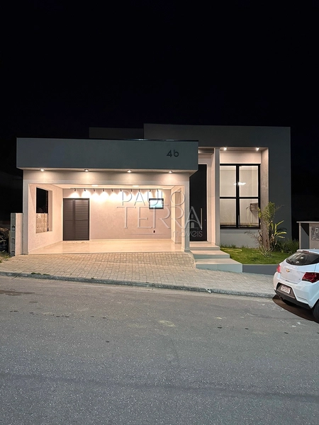 Casa em condomínio fechado à venda em Tremembé | Casa térrea de alto padrão com 3 suítes, escritório, piscina e planejados no Morada do Visconde: 78ª foto da galeria de imagens do imóvel