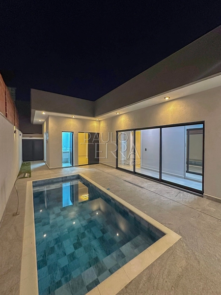 Casa em condomínio fechado à venda em Tremembé | Casa térrea de alto padrão com 3 suítes, escritório, piscina e planejados no Morada do Visconde: 74ª foto da galeria de imagens do imóvel