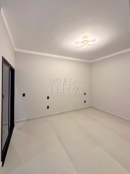 Casa em condomínio fechado à venda em Tremembé | Casa térrea de alto padrão com 3 suítes, escritório, piscina e planejados no Morada do Visconde: 53ª foto da galeria de imagens do imóvel