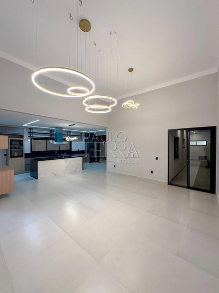 Casa em condomínio fechado à venda em Tremembé | Casa térrea de alto padrão com 3 suítes, escritório, piscina e planejados no Morada do Visconde: 19ª foto da galeria de imagens do imóvel
