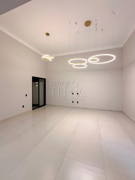 Casa em condomínio fechado à venda em Tremembé | Casa térrea de alto padrão com 3 suítes, escritório, piscina e planejados no Morada do Visconde: 76ª foto da galeria de imagens do imóvel