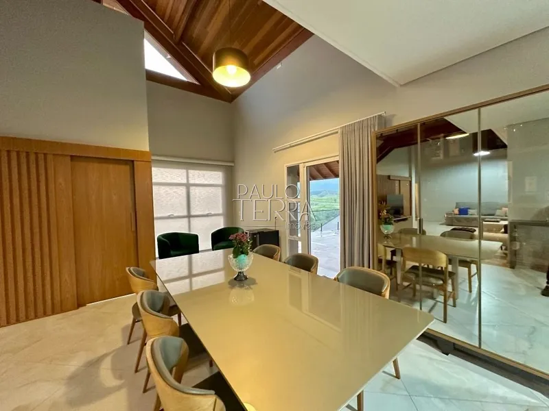 Casa térrea planejada e amplo quintal no Condomínio Village da Serra: 27ª foto da galeria de imagens do imóvel