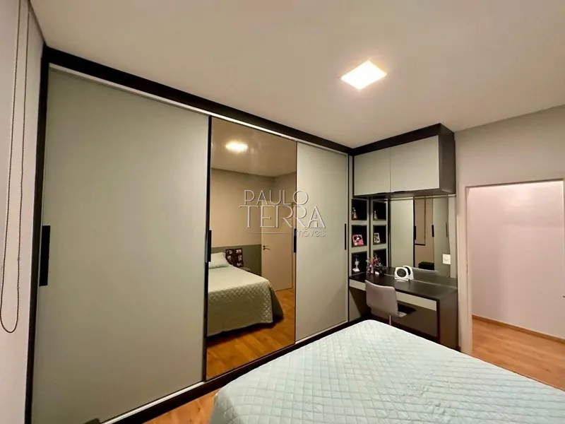 Casa térrea planejada e amplo quintal no Condomínio Village da Serra: 50ª foto da galeria de imagens do imóvel