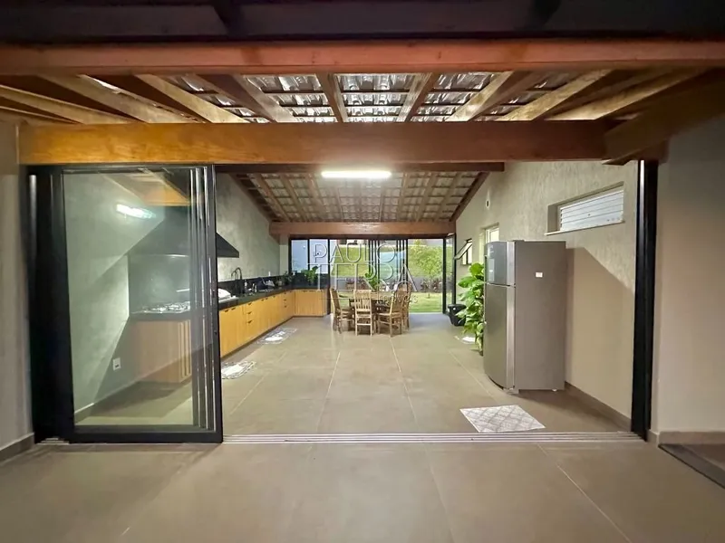 Casa térrea planejada e amplo quintal no Condomínio Village da Serra: 11ª foto da galeria de imagens do imóvel