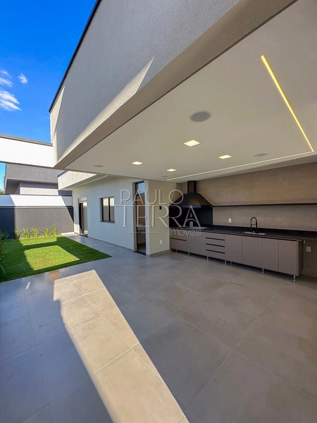 Casa alto padrão com quintal, escritório, 3 suítes,closet e planejados: 33ª foto da galeria de imagens do imóvel