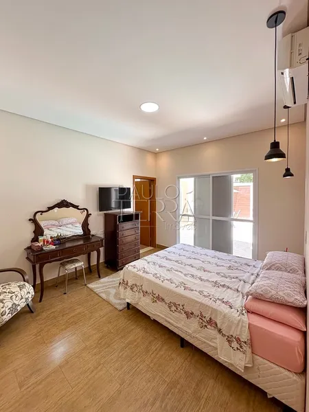 Casa com Piscina, 4 Quartos e Suíte Térrea à Venda no Condomínio Oásis em Taubaté – 306 m²: 48ª foto da galeria de imagens do imóvel