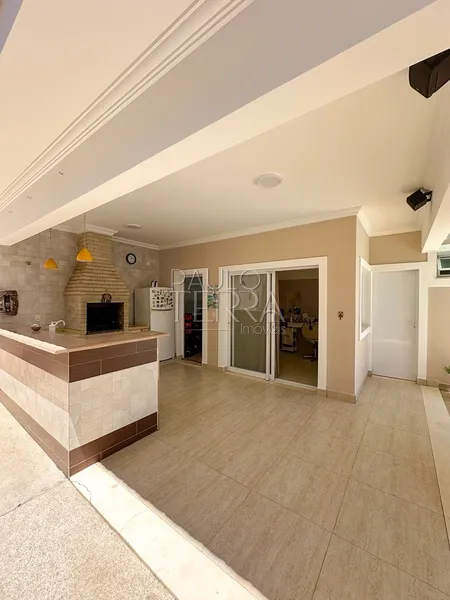 Casa com Piscina, 4 Quartos e Suíte Térrea à Venda no Condomínio Oásis em Taubaté – 306 m²: 10ª foto da galeria de imagens do imóvel