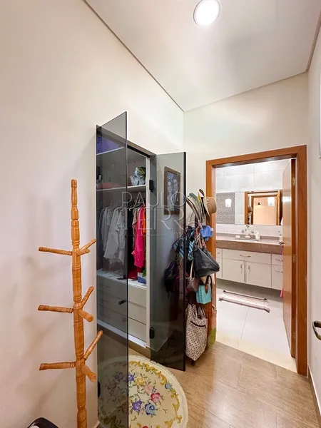 Casa com Piscina, 4 Quartos e Suíte Térrea à Venda no Condomínio Oásis em Taubaté – 306 m²: 50ª foto da galeria de imagens do imóvel