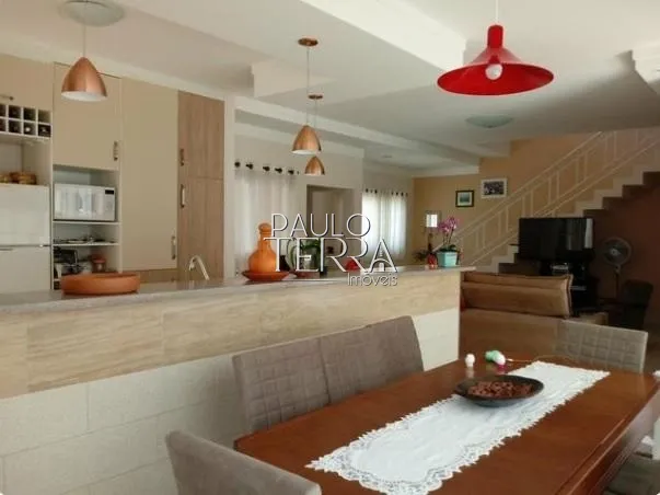 Sobrado de Alto Padrão à Venda no Condomínio Jardim Oásis – 3 Suítes com Closet, Piscina e Privacidade Total – Taubaté/SP: 9ª foto da galeria de imagens do imóvel