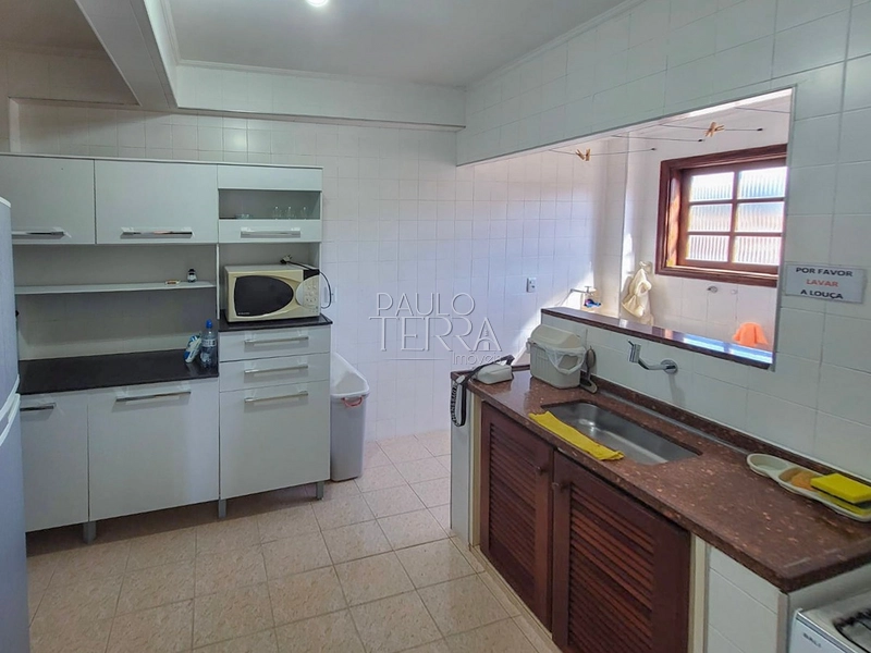 Apartamento à Venda no Centro de Ubatuba | 2 Dormitórios (1 Suíte), Sacada, Vaga Coberta e Hobby Box: 14ª foto da galeria de imagens do imóvel
