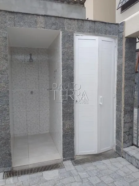 Apartamento com 2 dormitórios (suíte) e 1 vaga. Centro de Ubatuba SP: 12ª foto da galeria de imagens do imóvel