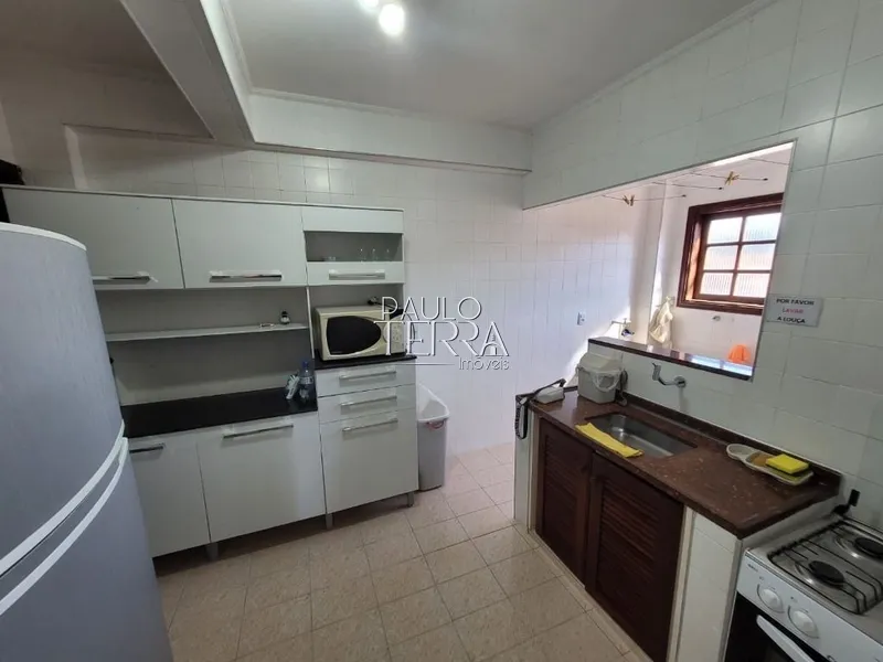 Apartamento com 2 dormitórios (suíte) e 1 vaga. Centro de Ubatuba SP: 3ª foto da galeria de imagens do imóvel