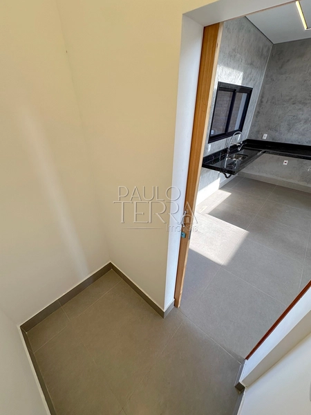 Casa térrea nova com 3 suítes, closet e área gourmet | Condomínio Pérola do Vale em Tremembé: 10ª foto da galeria de imagens do imóvel