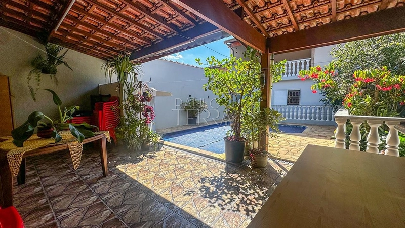 Casa à venda com piscina, área gourmet e 4 quartos - Flor do Vale - Tremembé SP: 8ª foto da galeria de imagens do imóvel