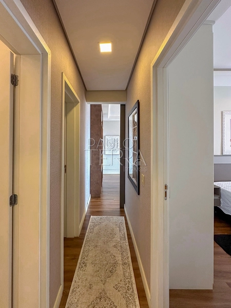 Apartamento 3 dormitórios, varanda gourmet e 2 vagas. Vista livre para Serra da Mantiqueira. Edifício Vert Residence Taubaté SP : 24ª foto da galeria de imagens do imóvel