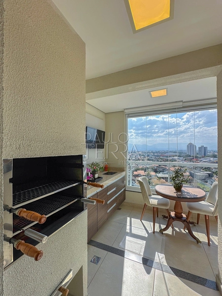 Apartamento 3 dormitórios, varanda gourmet e 2 vagas. Vista livre para Serra da Mantiqueira. Edifício Vert Residence Taubaté SP : 10ª foto da galeria de imagens do imóvel